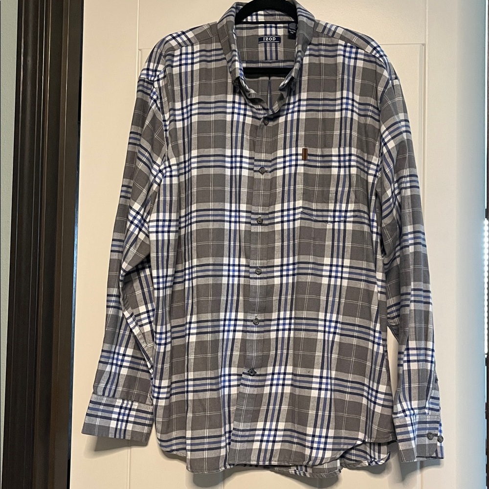 Izod Gray and White Plaid Shirt